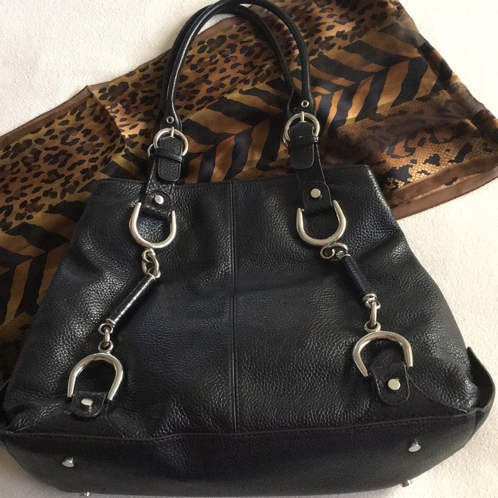 Adrienne Vittadini Black Leather Tote